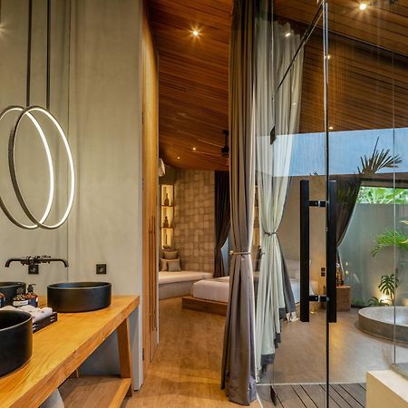 Villa Levante Bali By House Of Winds - Tropical Oasis Near Canggu Kerobokan Exteriör bild