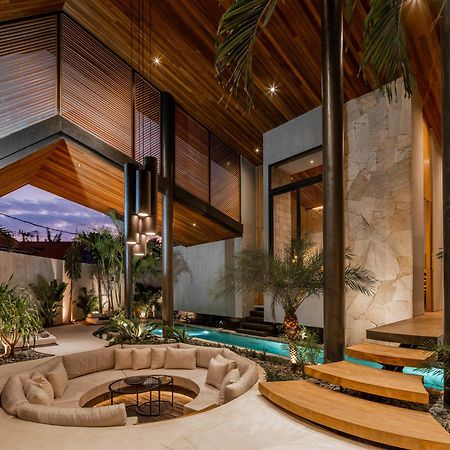 Villa Levante Bali By House Of Winds - Tropical Oasis Near Canggu Kerobokan Exteriör bild